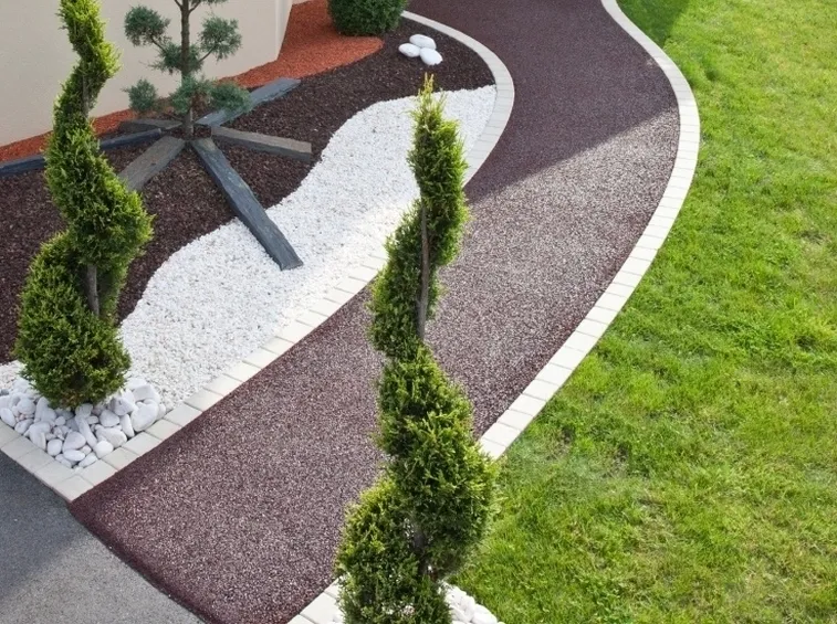 esempio vialetto per giardino