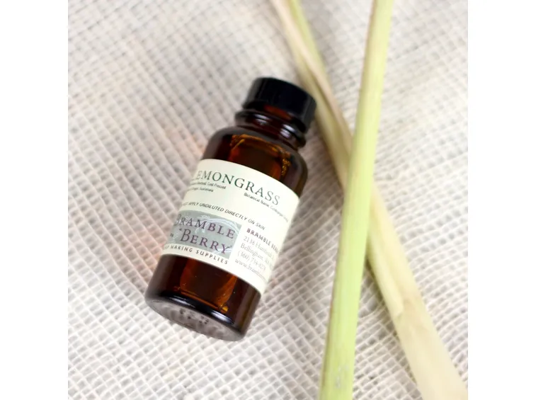 Olio essenziale di citronella